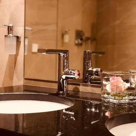 Lindenhof Hotel 3*