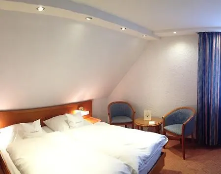 Lindenhof Hotel 3*