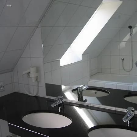 Lindenhof 3* Monchengladbach