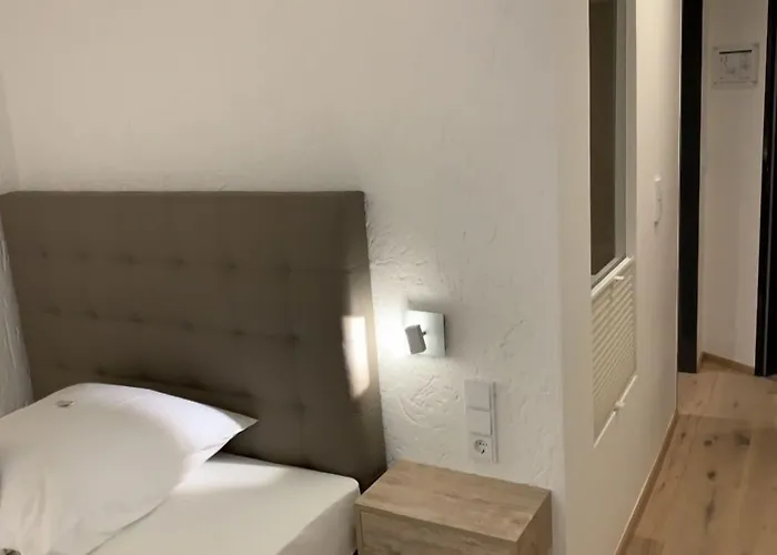 Lindenhof 3* Mönchengladbach