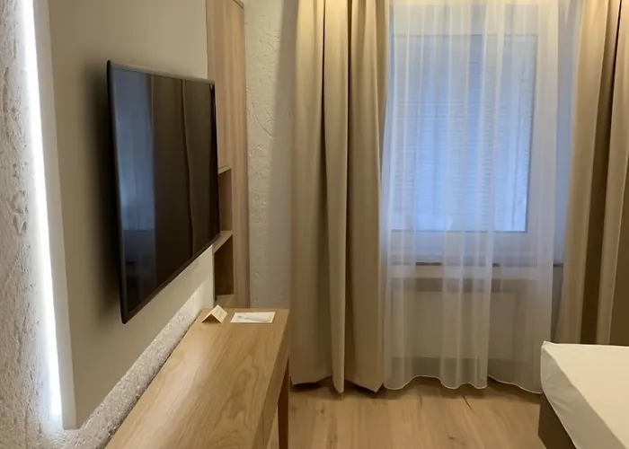 Szálloda Lindenhof 3*